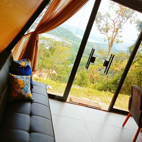 Chalé Suiço Blue Lemon ECO Paraty RJ, vista para o mar (Chale Suico Blue Lemon ECO Paraty RJ, vista para o mar) in Praia Grande