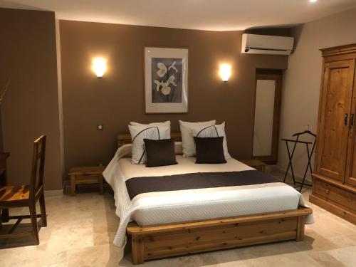 Chambres d'Hôtes La Chrysalide - Accommodation - Loriol-du-Comtat