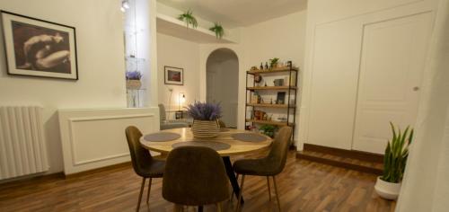Comola90 Guest House, Неаполь