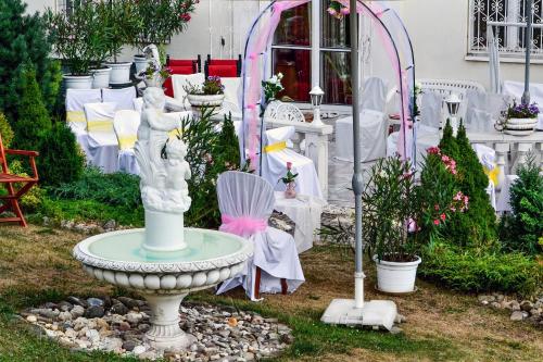 Hotel Garni - image 5