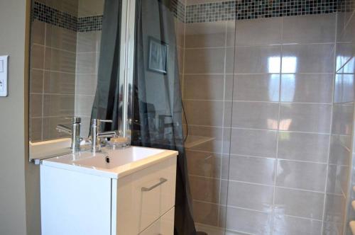 Apartment image 6