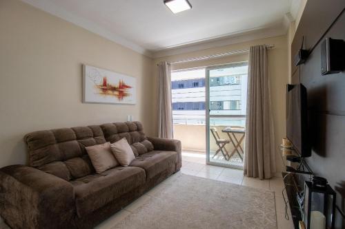 QUA21 - 3Dorm, Churrasqueira na sacada, Garagem