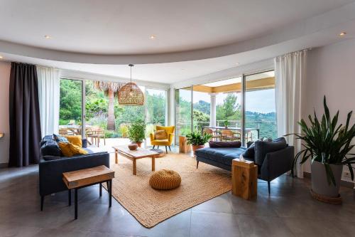 Attrezzature e servizi, VILLA NIDAZUR VI4413 By Riviera Holiday Homes in La Trinite
