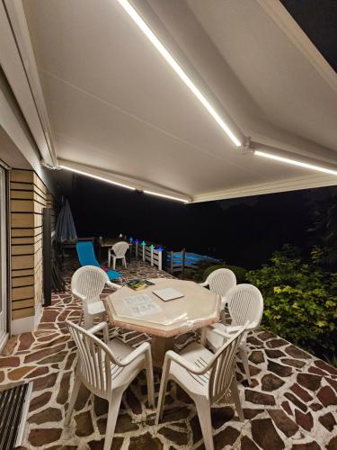 Villa avec piscine proche Disneyland et Paris in Сан-Тібо-де-Вінь