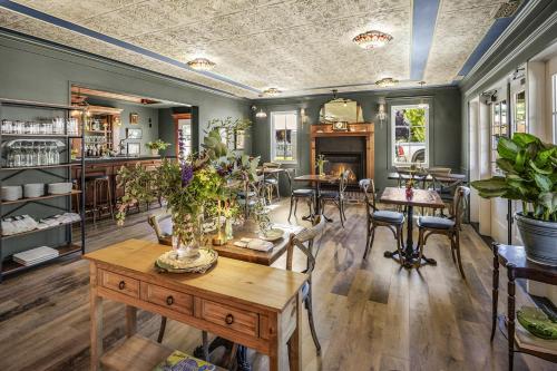 McCully House Inn - image 2
