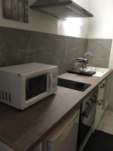 Départ tardif appartement T2 avec 1 chambre centre Orléans (Depart tardif appartement T2 avec 1 chambre centre Orleans) in Chateaudun-Bannier