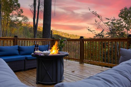 Serene Mountain Retreat by Ghosal Luxury Lodging