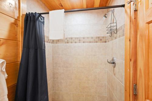 Serene Mountain Retreat by Ghosal Luxury Lodging