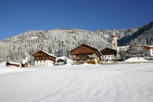 Bauernhof im Wiesengrund