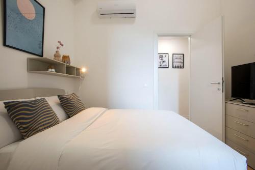 Urban Oasis near Termini, Free Parking&Balcony, int10, Roma (foto 3)