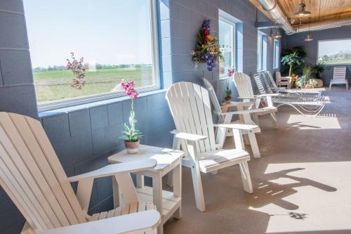 Blue Gate Garden Inn