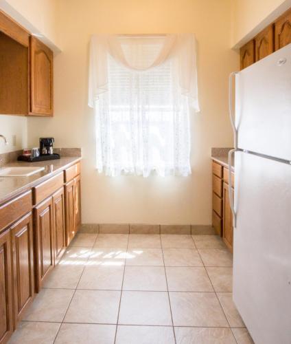 Blue Gate Garden Inn