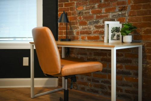 9 Bedroom House with King-sized Bed near Bakery Square 9 Bedroom House with King-sized Bed near Bakery Square