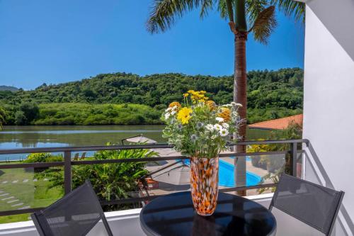 Premium Triple River View Suite image 3