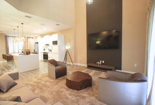 NEW Luxury Oasis at Magic Village