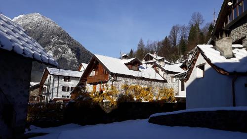 Skats, Chalet Casa dei Nonni in Ceppo Morelli