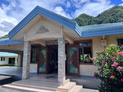 Utvendig, Paparadise in Papara