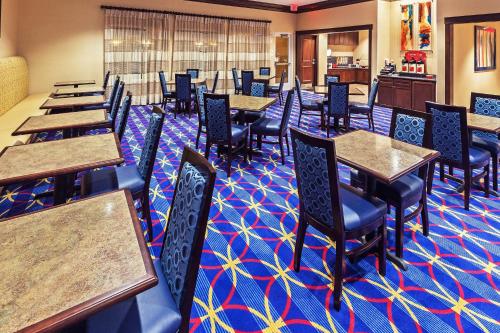 TownePlace Suites by Marriott Corpus Christi - image 14