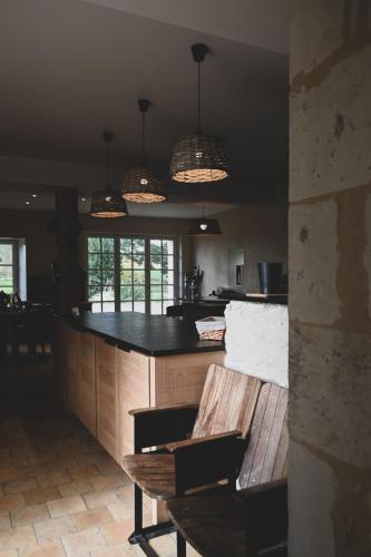 Magnifique maison au coeur du Perche avec piscine chauffée, sauna et hammam (Magnifique maison au coeur du Perche avec piscine chauffee, sauna et hammam) in โนเซ