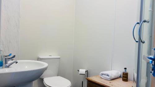 Double Room with Sea View image 1