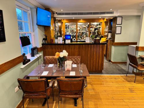 Restaurant, The Bell and Bottle in Slough