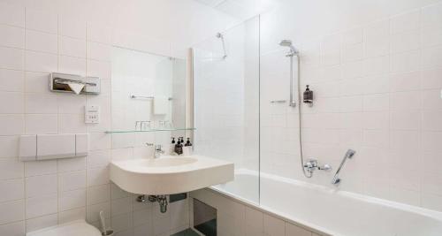 Best Western Hotel Moran - Photo 2