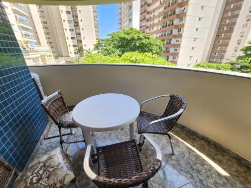Pitangueiras 2 quartos ar condicionado 2 vagas 8 pessoas