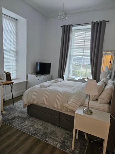 Langhouse Castle Bed and Breakfast in Інверкіп