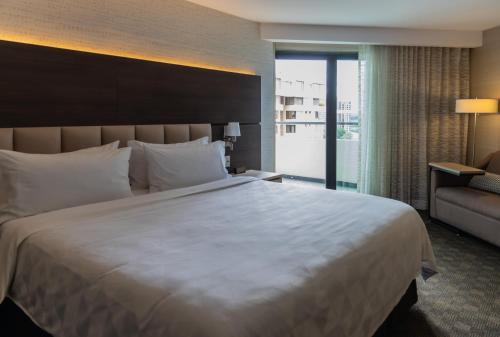 640528766 Holiday Inn Guatemala by IHG