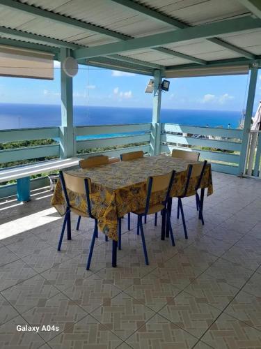 Varanda/terraço, Appartement confortable à Sainte-Luce avec jacuzzi (Appartement confortable a Sainte-Luce avec jacuzzi) in Sainte-Luce