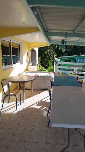 Varanda/terraço, Appartement confortable à Sainte-Luce avec jacuzzi (Appartement confortable a Sainte-Luce avec jacuzzi) in Sainte-Luce