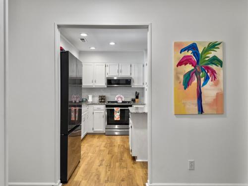 The Caspian large family house with private pool in Summerville