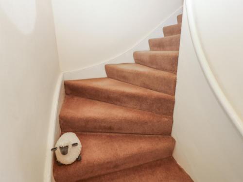 West Wing Cottage - image 2