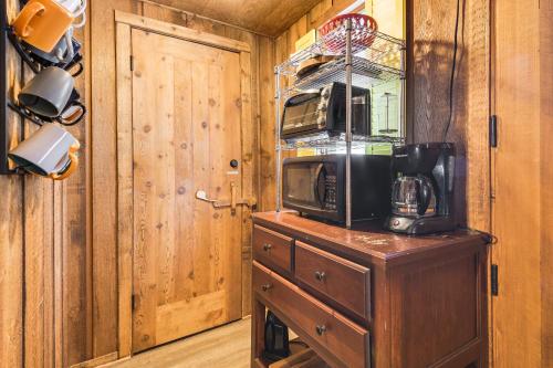Hike, Golf and Explore Cabin with Deck in Bellaire!