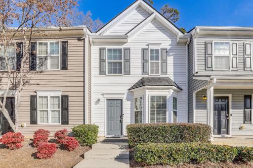 8 Mi to Downtown Atlanta Townhome! in Southwest