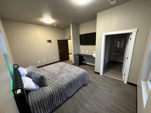 Willow e-hotel in Mattoon