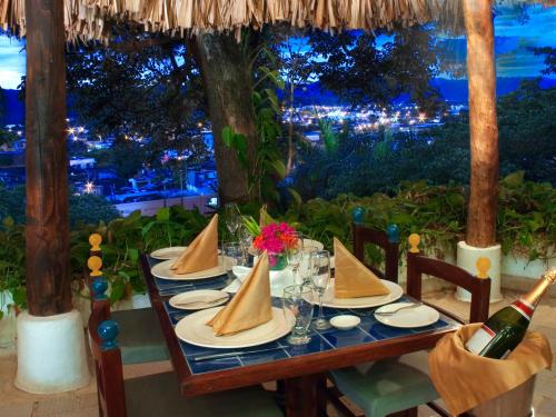 Restaurante, Hotel Tocarema in Girardot