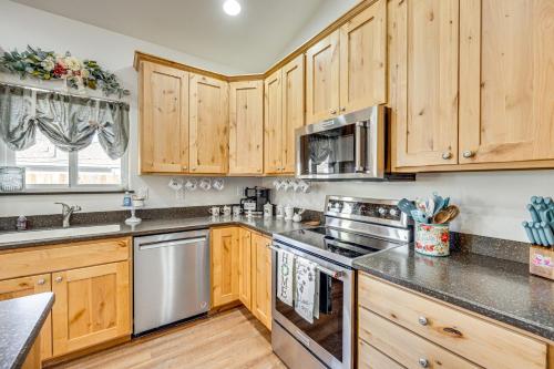 1 Mi to Main St & Riverwalk: Home in Canon City in Canon City