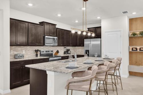 Cozy 5BR Home with Pool & Fun Themed Rooms - image 3
