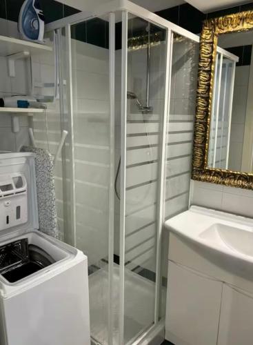 Studio with access to pool - Location saisonnière - Beausoleil