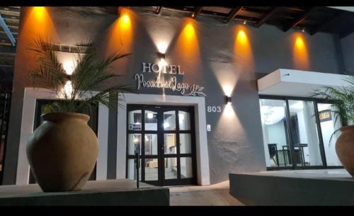 Hotel Posada Del Lago in วิลลา คาร์ลอซ พาซ