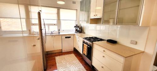 Kitchen, Elegantly Appointed Apartment with Harbour Views in Darling Point