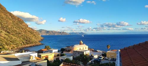 Exterior view of Hotel Principe di Rinella