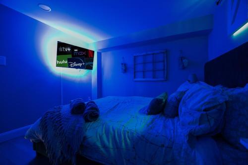 Lakeview! - Close to Skiing - Includes Firepit & Game Room!