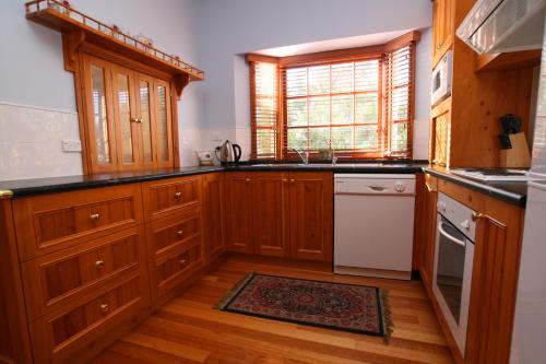 Hobart Quayside Cottages Australia 70 Reviews Prices Planet