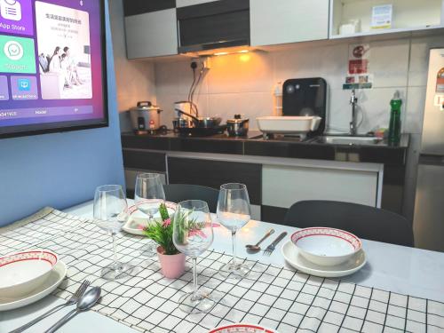 Dolphin Cove Mahkota 4pax 2BR City View Town Area Dolphin Cove Mahkota 4pax 2BR City View Town Area