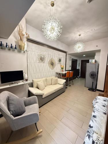 Luxurious Studio Unit in Salcedo, Манила