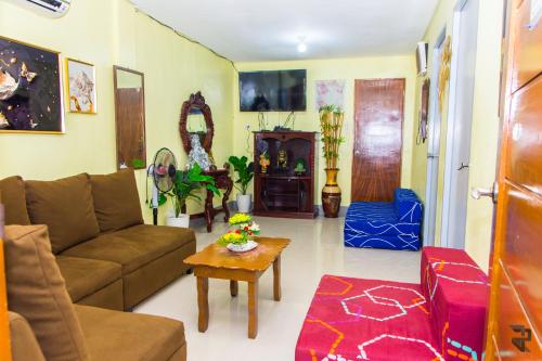 Affordable MAGNOLIA Up To 15 Pax Near Aqua Planet & Dinosaur Island, Cabangan
