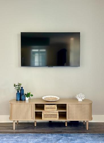 2BD 2BA Santa Monica Apartment with Relaxing Pool View, Los Angeles (fotografie 10)