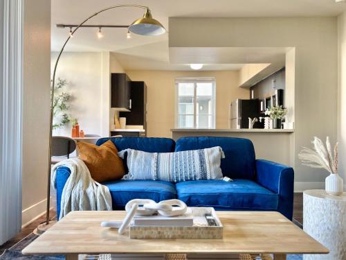 2BD 2BA Santa Monica Apartment with Relaxing Pool View, Los Angeles (fotografie 9)